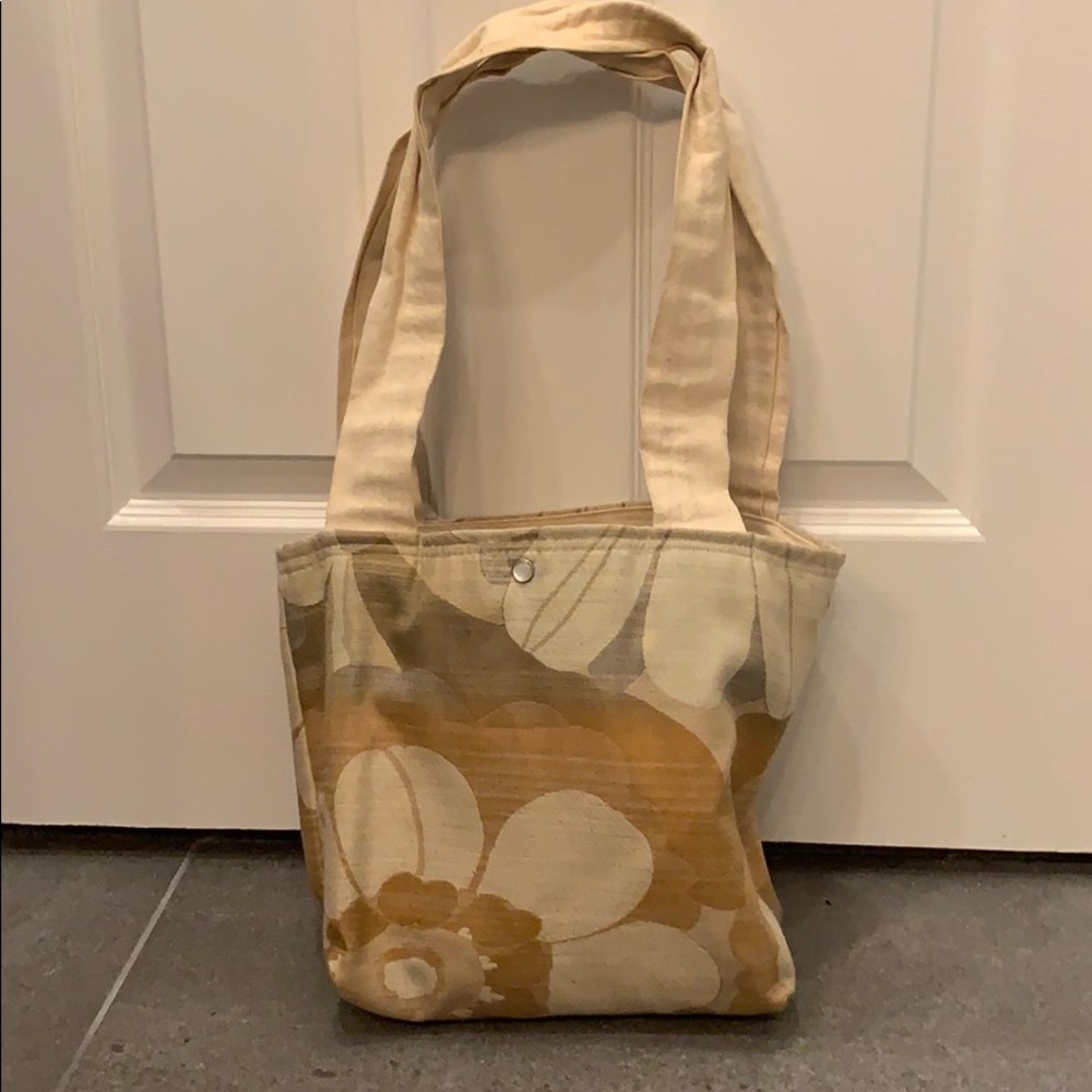 Khaki floral shoulder bag